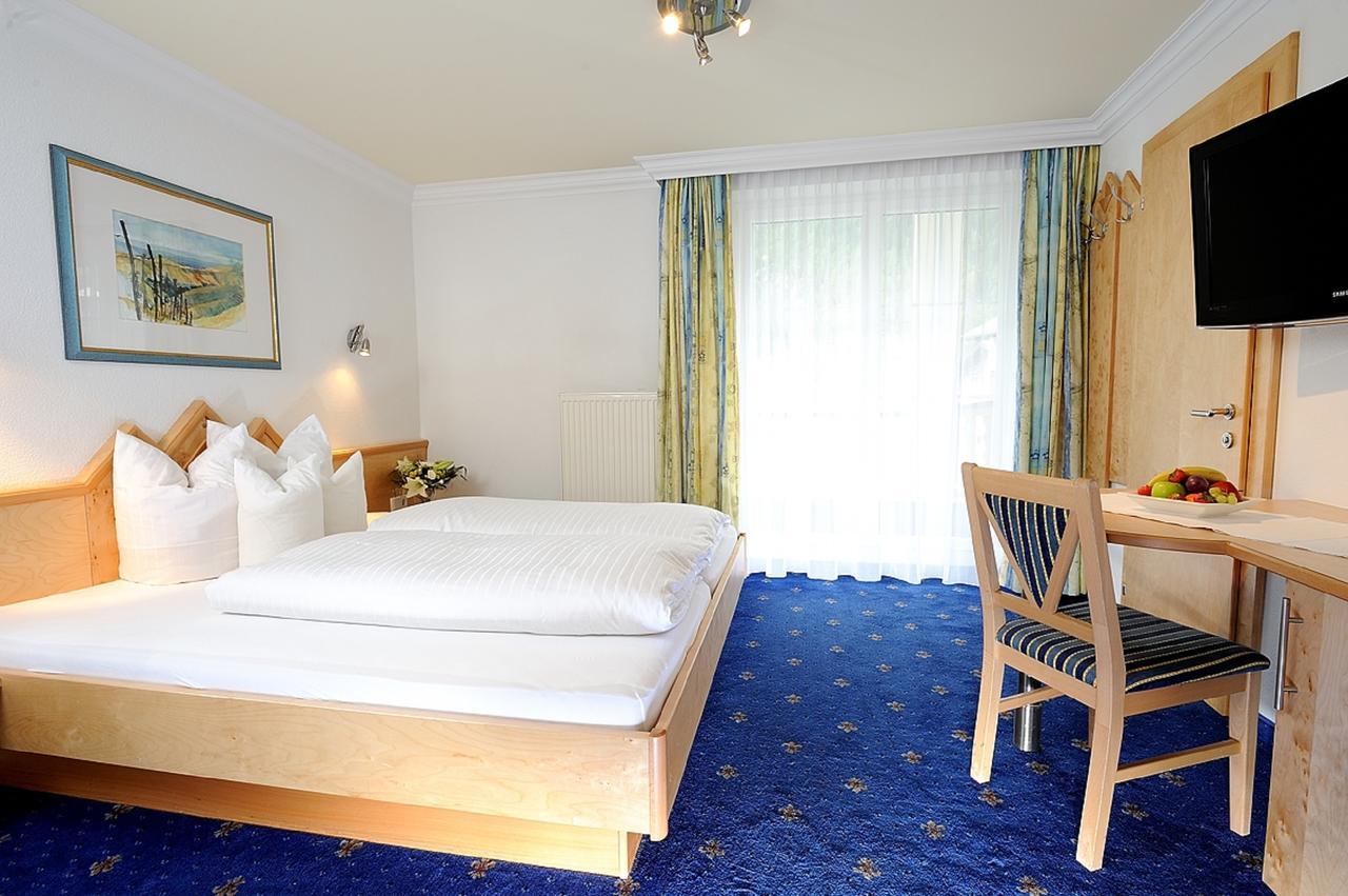 Hotel Garni Valuella Ишгль Экстерьер фото